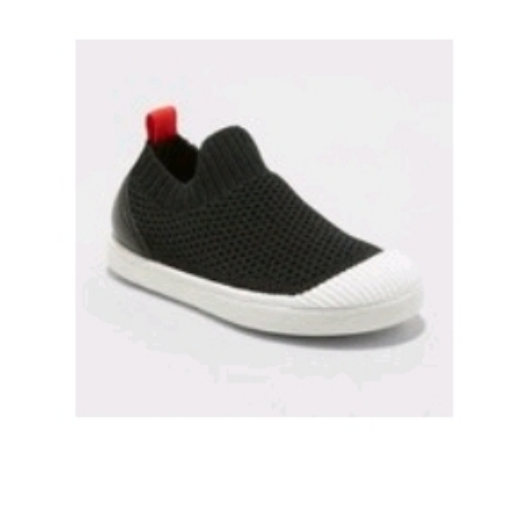 NWT Cat and Jack 8T black Slip on Shoes